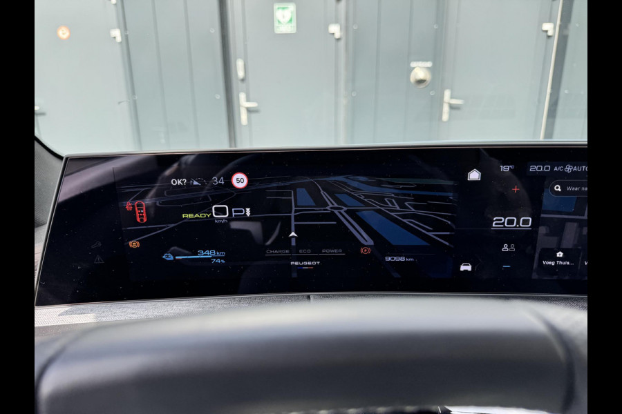 Peugeot E-3008 GT Avantage 73 kWh | Panoramadak | Meer foto's volgen