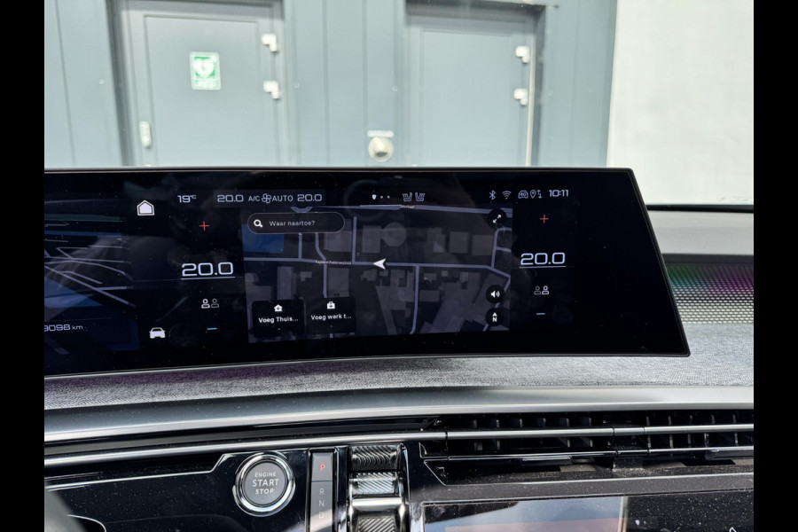 Peugeot E-3008 GT Avantage 73 kWh | Panoramadak | Meer foto's volgen