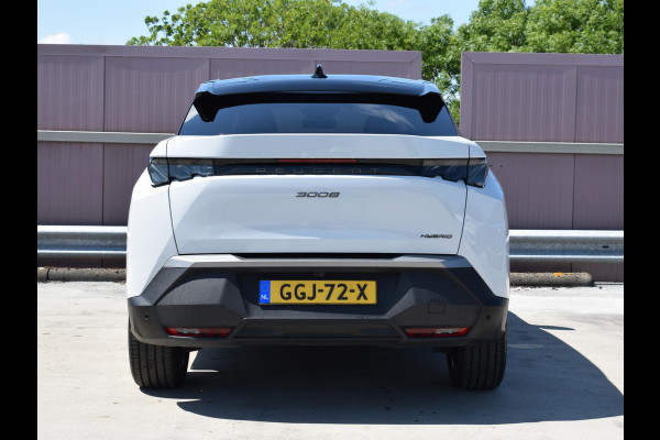 Peugeot 3008 1.2 Hybrid 136 GT ADAPTIEVE CRUISECONTROL | NAVI & CARPLAY | ACHTERUITRIJCAMERA MET SENSOREN | E.C.C. |