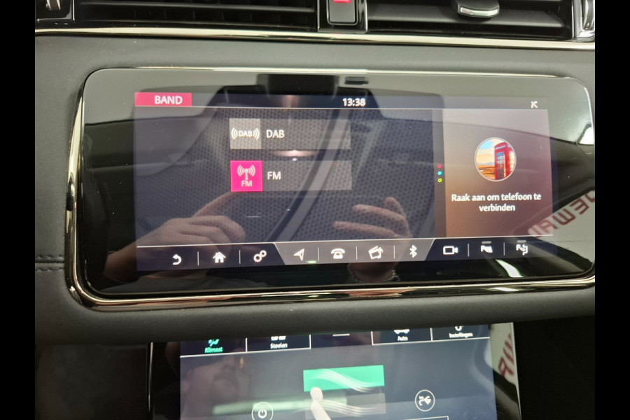 Land Rover Range Rover Evoque 1.5 P300e AWD PHEV R-Dynamic Meridan Pano Leer Adapt.Cruise Nav 306cam Plug-in