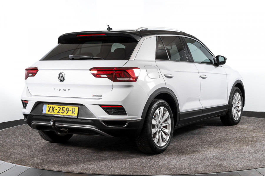 Volkswagen T-Roc 2.0 TSI 190 PK 4Motion Sport - Automaat | Dig. Cockpit | Cruise Control | Stoelverw. | PDC | NAV + App. Connect | ECC | Afn. Trekhaak | LM 17" |