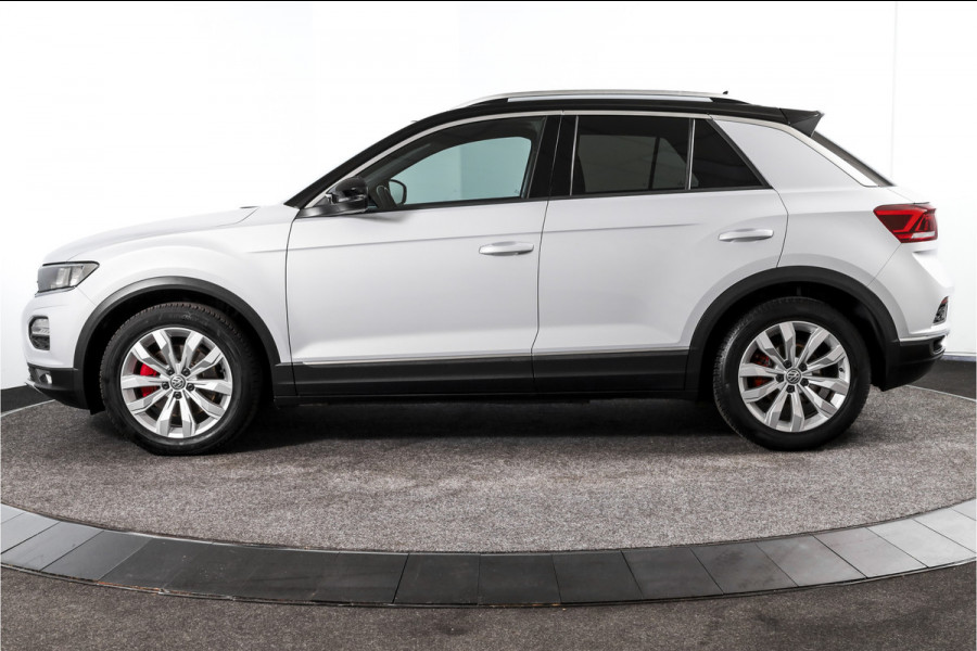 Volkswagen T-Roc 2.0 TSI 190 PK 4Motion Sport - Automaat | Dig. Cockpit | Cruise Control | Stoelverw. | PDC | NAV + App. Connect | ECC | Afn. Trekhaak | LM 17" |