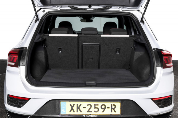 Volkswagen T-Roc 2.0 TSI 190 PK 4Motion Sport - Automaat | Dig. Cockpit | Cruise Control | Stoelverw. | PDC | NAV + App. Connect | ECC | Afn. Trekhaak | LM 17" |