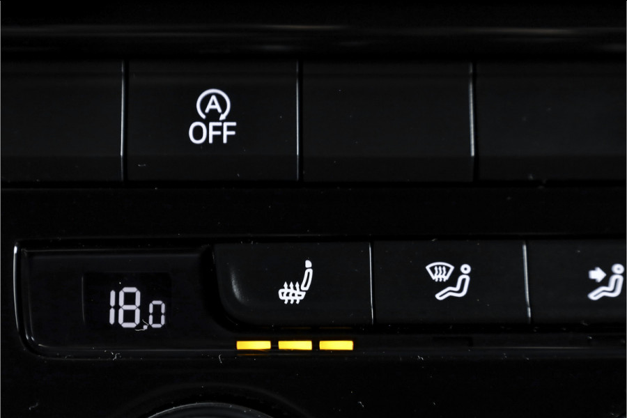 Volkswagen T-Roc 2.0 TSI 190 PK 4Motion Sport - Automaat | Dig. Cockpit | Cruise Control | Stoelverw. | PDC | NAV + App. Connect | ECC | Afn. Trekhaak | LM 17" |
