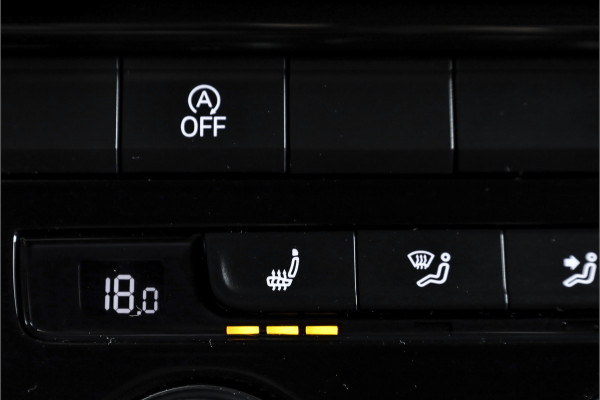 Volkswagen T-Roc 2.0 TSI 190 PK 4Motion Sport - Automaat | Dig. Cockpit | Cruise Control | Stoelverw. | PDC | NAV + App. Connect | ECC | Afn. Trekhaak | LM 17" |