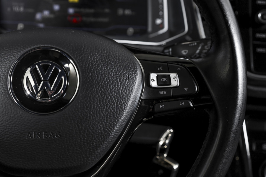 Volkswagen T-Roc 2.0 TSI 190 PK 4Motion Sport - Automaat | Dig. Cockpit | Cruise Control | Stoelverw. | PDC | NAV + App. Connect | ECC | Afn. Trekhaak | LM 17" |