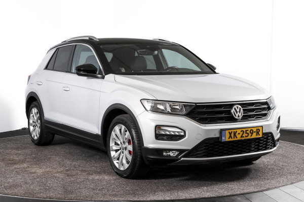 Volkswagen T-Roc 2.0 TSI 190 PK 4Motion Sport - Automaat | Dig. Cockpit | Cruise Control | Stoelverw. | PDC | NAV + App. Connect | ECC | Afn. Trekhaak | LM 17" |