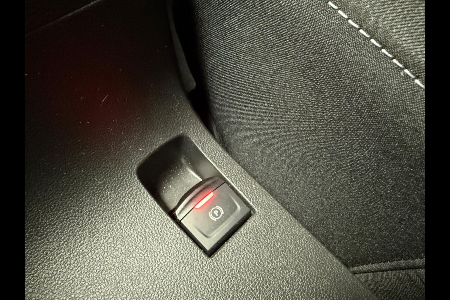 Dacia Sandero 1.0 TCe 100 ECO-G Journey CarPlay, KeyLess, Camera, Clima, Cruise, PDC