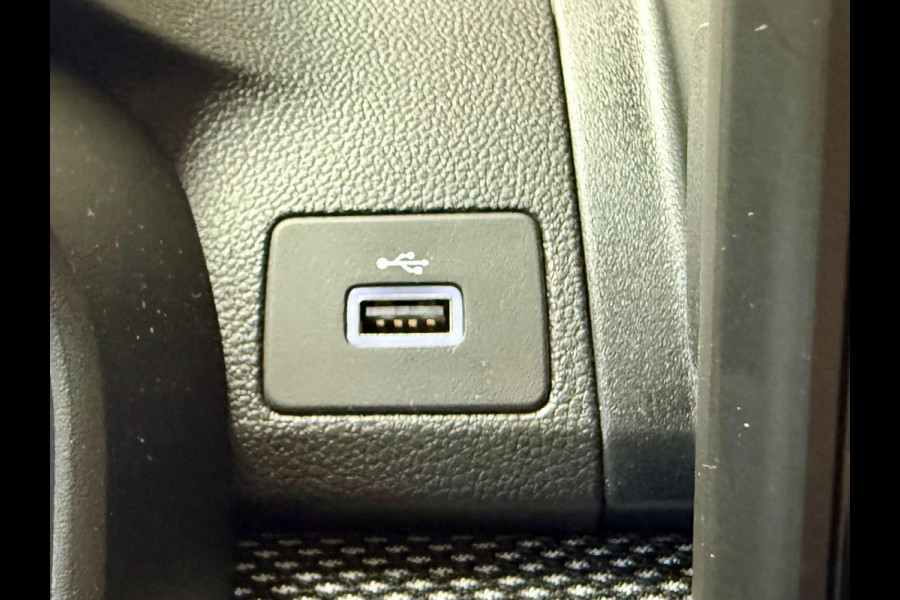 Dacia Sandero 1.0 TCe 100 ECO-G Journey CarPlay, KeyLess, Camera, Clima, Cruise, PDC