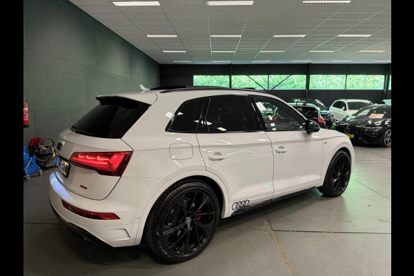 Audi Q5 55 TFSI e SQ5 367PK 3X S-LINE 21'' BLACK-LINE PANO/B&O/H-UP// FULL-OPTION!!