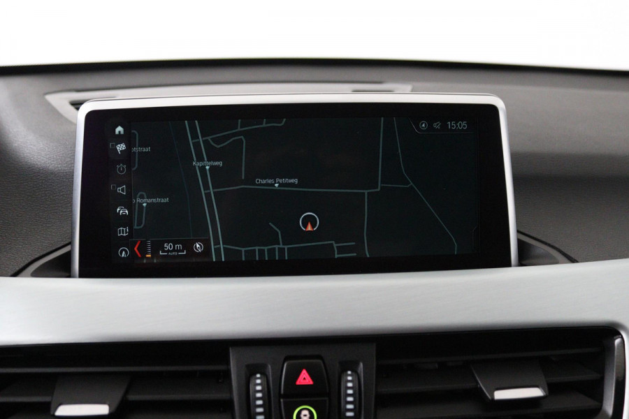 BMW X1 SDrive20i Orange Edition II