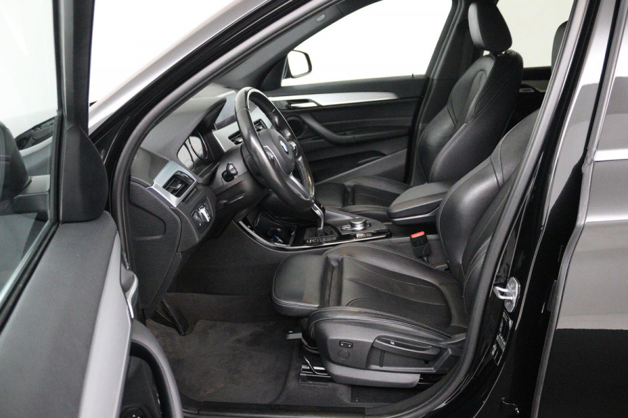 BMW X1 SDrive20i Orange Edition II