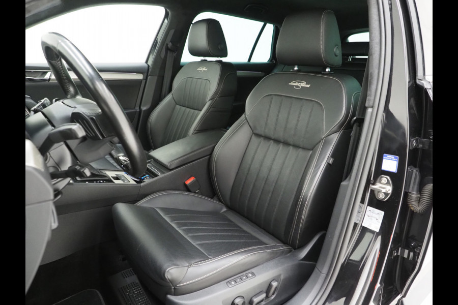 Škoda Superb Combi 1.4 TSI iV Laurin & Klement | Massage | Canton | 360 | Keyless | Adaptive Cruise | Memory | Trekhaak