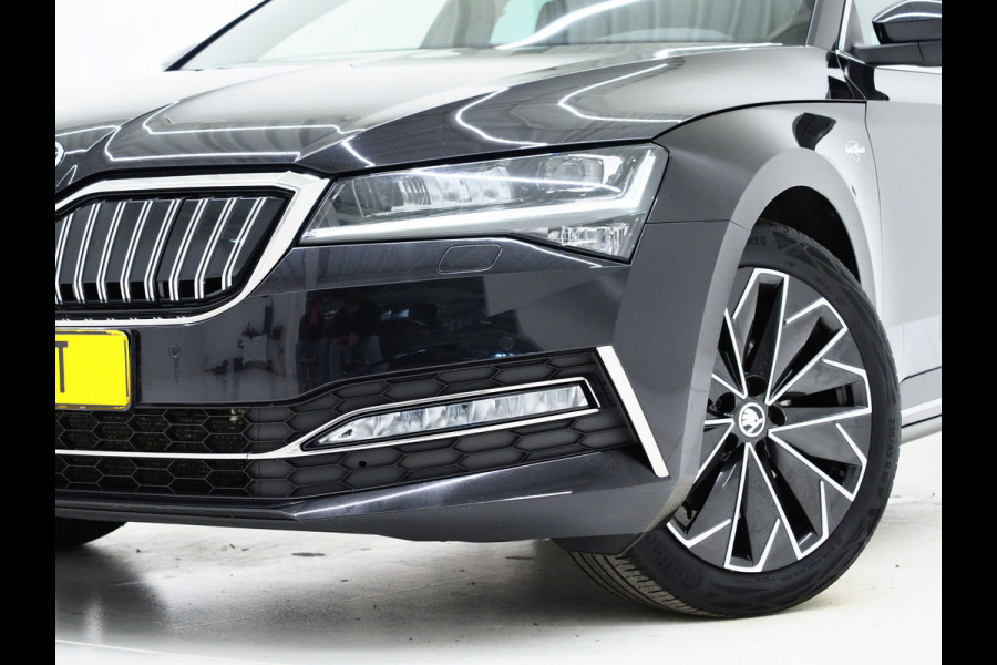 Škoda Superb Combi 1.4 TSI iV Laurin & Klement | Massage | Canton | 360 | Keyless | Adaptive Cruise | Memory | Trekhaak