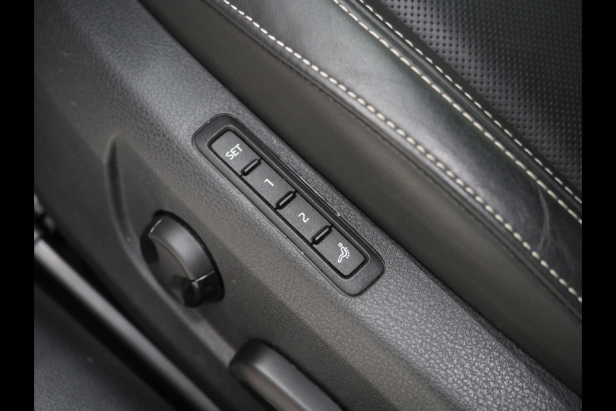 Škoda Superb Combi 1.4 TSI iV Laurin & Klement | Massage | Canton | 360 | Keyless | Adaptive Cruise | Memory | Trekhaak