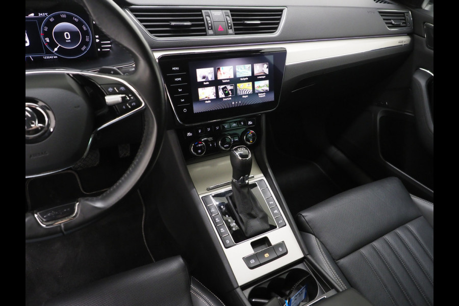 Škoda Superb Combi 1.4 TSI iV Laurin & Klement | Massage | Canton | 360 | Keyless | Adaptive Cruise | Memory | Trekhaak