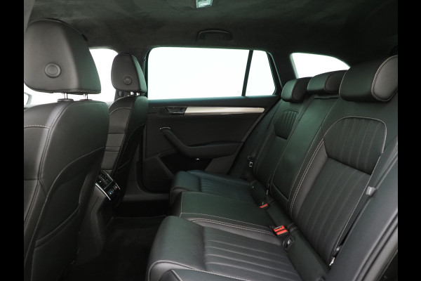 Škoda Superb Combi 1.4 TSI iV Laurin & Klement | Massage | Canton | 360 | Keyless | Adaptive Cruise | Memory | Trekhaak