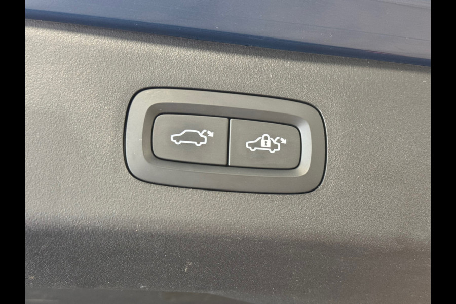 Lynk & Co 01 1.5 AUT. PLUG-IN HYBRIDE PANORAMADAK AIRCO CAMERA CRUISE PDC STOELVERWARMING APPLE CARPLAY