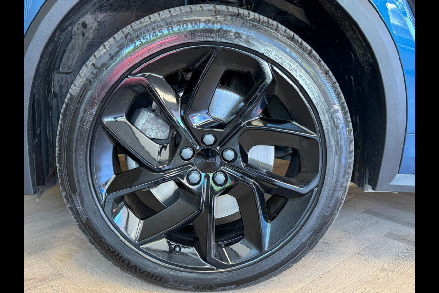 Lynk & Co 01 1.5 AUT. PLUG-IN HYBRIDE PANORAMADAK AIRCO CAMERA CRUISE PDC STOELVERWARMING APPLE CARPLAY