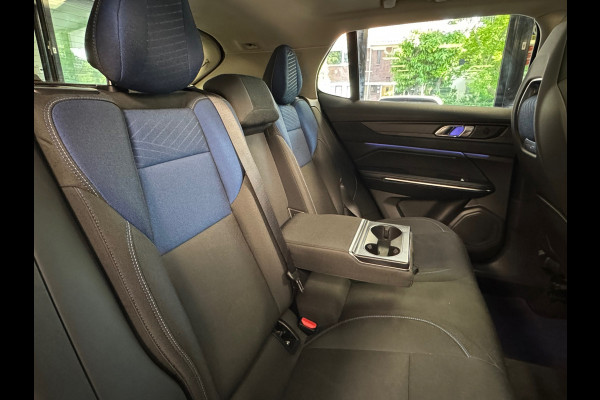 Lynk & Co 01 1.5 AUT. PLUG-IN HYBRIDE PANORAMADAK AIRCO CAMERA CRUISE PDC STOELVERWARMING APPLE CARPLAY