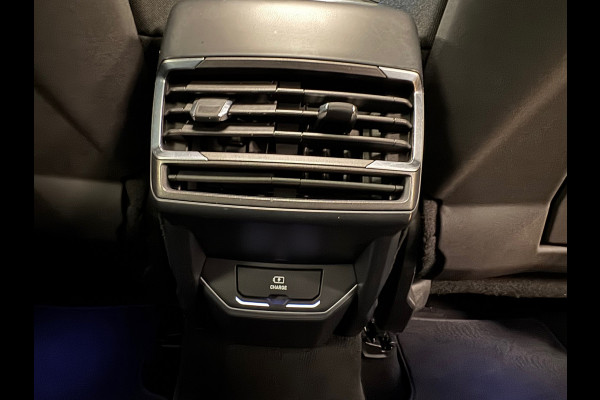Lynk & Co 01 1.5 AUT. PLUG-IN HYBRIDE PANORAMADAK AIRCO CAMERA CRUISE PDC STOELVERWARMING APPLE CARPLAY