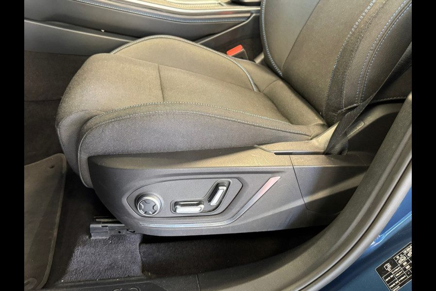 Lynk & Co 01 1.5 AUT. PLUG-IN HYBRIDE PANORAMADAK AIRCO CAMERA CRUISE PDC STOELVERWARMING APPLE CARPLAY