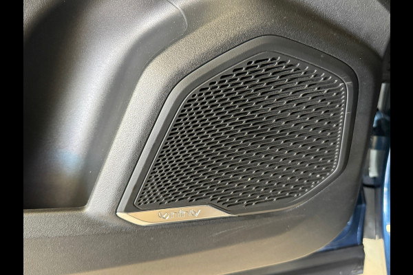 Lynk & Co 01 1.5 AUT. PLUG-IN HYBRIDE PANORAMADAK AIRCO CAMERA CRUISE PDC STOELVERWARMING APPLE CARPLAY