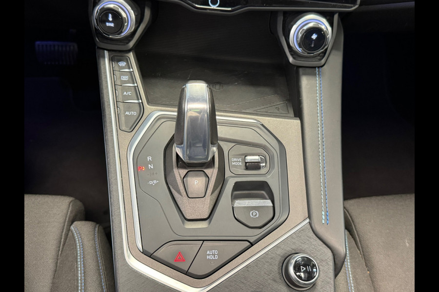 Lynk & Co 01 1.5 AUT. PLUG-IN HYBRIDE PANORAMADAK AIRCO CAMERA CRUISE PDC STOELVERWARMING APPLE CARPLAY