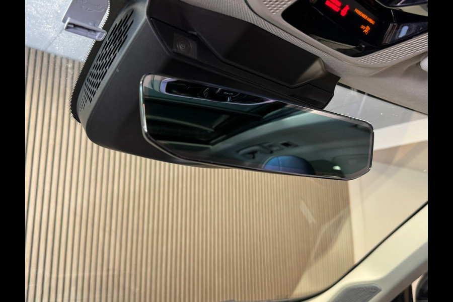 Lynk & Co 01 1.5 AUT. PLUG-IN HYBRIDE PANORAMADAK AIRCO CAMERA CRUISE PDC STOELVERWARMING APPLE CARPLAY