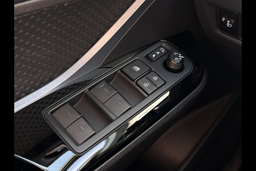 Toyota C-HR 2.0 Hybrid Team D | Navi | Camera | LED | Park Assist