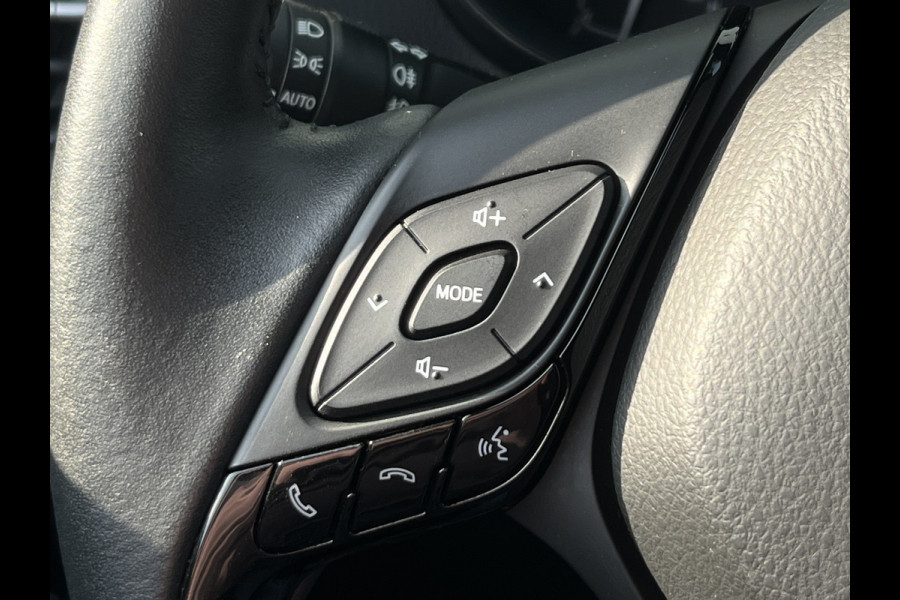 Toyota C-HR 2.0 Hybrid Team D | Navi | Camera | LED | Park Assist