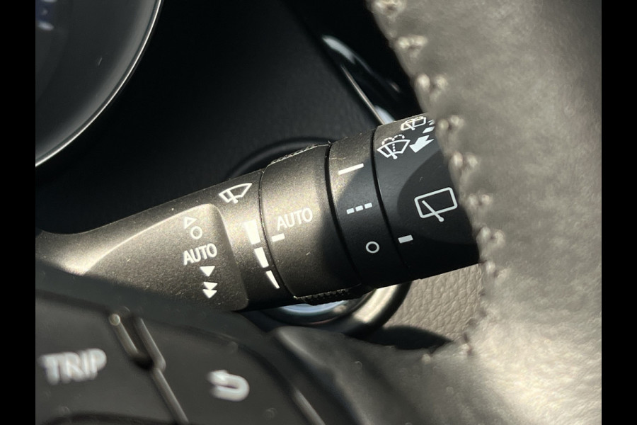 Toyota C-HR 2.0 Hybrid Team D | Navi | Camera | LED | Park Assist