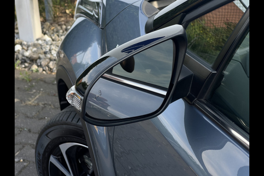 Toyota C-HR 2.0 Hybrid Team D | Navi | Camera | LED | Park Assist