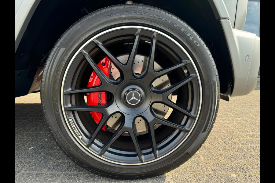 Mercedes-Benz G-Klasse 63 AMG Night Pakket Full Carbon Panorama Burmester Magno grey