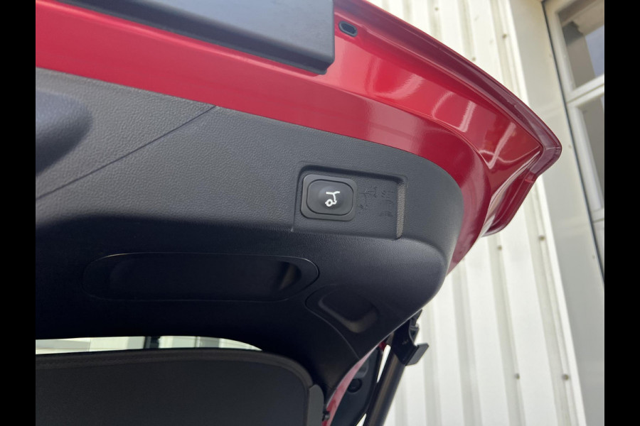Ford Puma 1.0 EcoBoost Hybrid ST-Line X 125pk | Winter Pack | Driver Assistance Pack | Panoramadak
