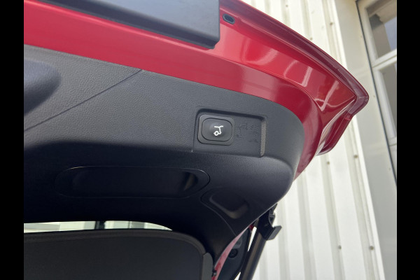 Ford Puma 1.0 EcoBoost Hybrid ST-Line X 125pk | Winter Pack | Driver Assistance Pack | Panoramadak