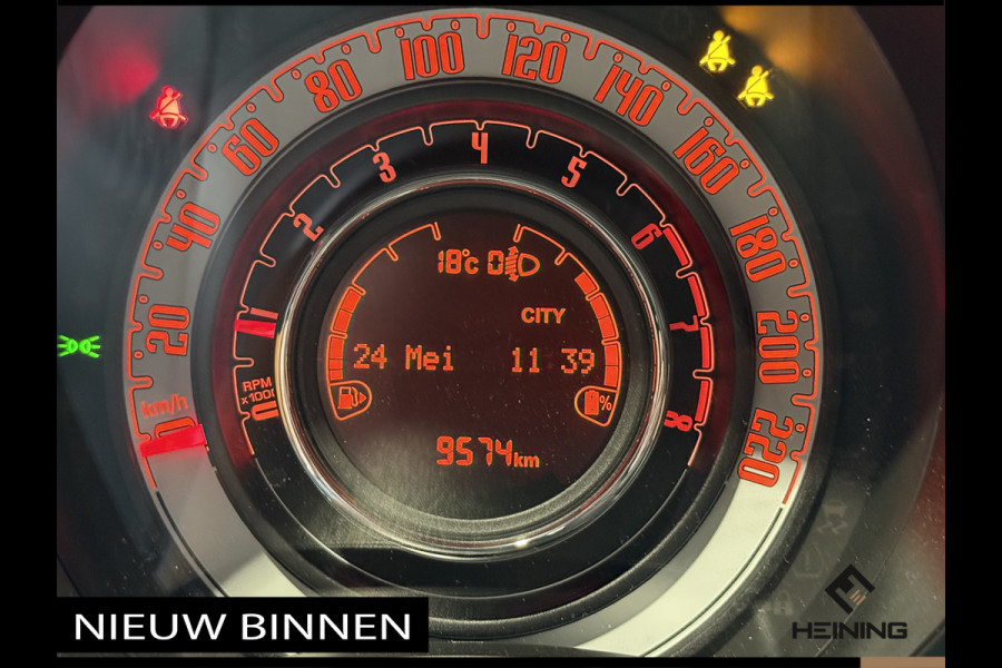 Fiat 500 1.0 Hybrid Dolcevita Finale Panorama dak, Apple Carplay, PDC. Hollandse auto met NAP