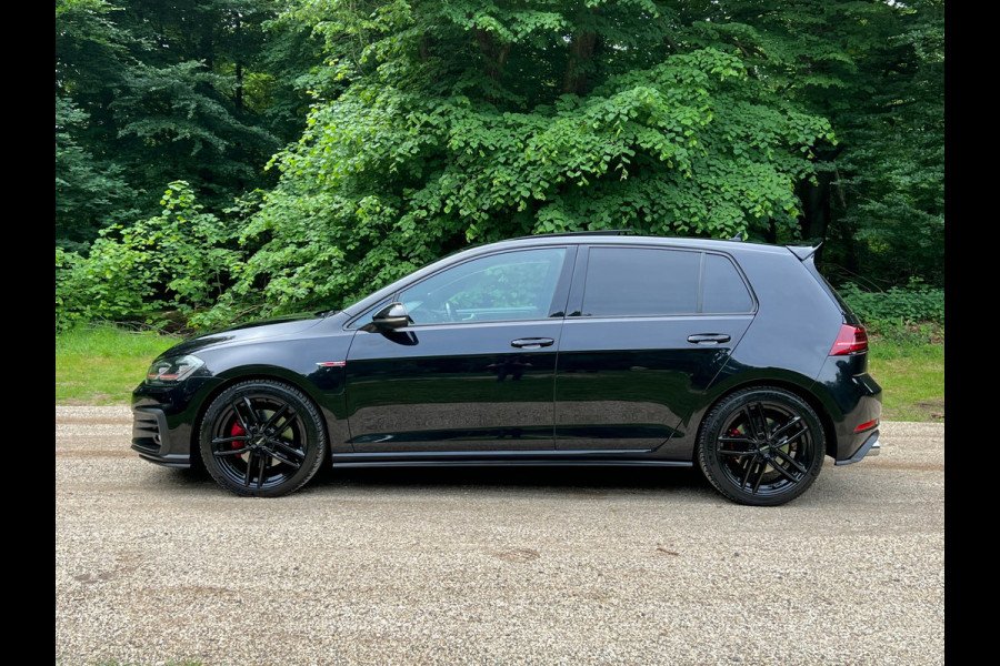 Volkswagen Golf 2.0 TSI GTI Performance | PANO + VIRTUAL + DSG |