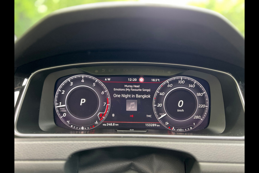 Volkswagen Golf 2.0 TSI GTI Performance | PANO + VIRTUAL + DSG |