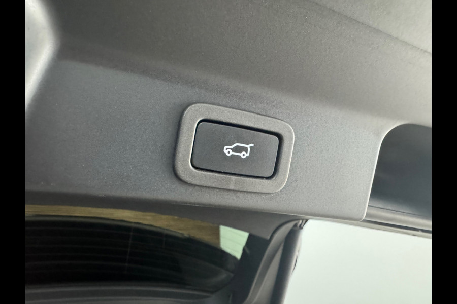 Jaguar F-Pace 2.0 P400e R-Dynamic | Black Edition | Pano | Carplay | Meridian