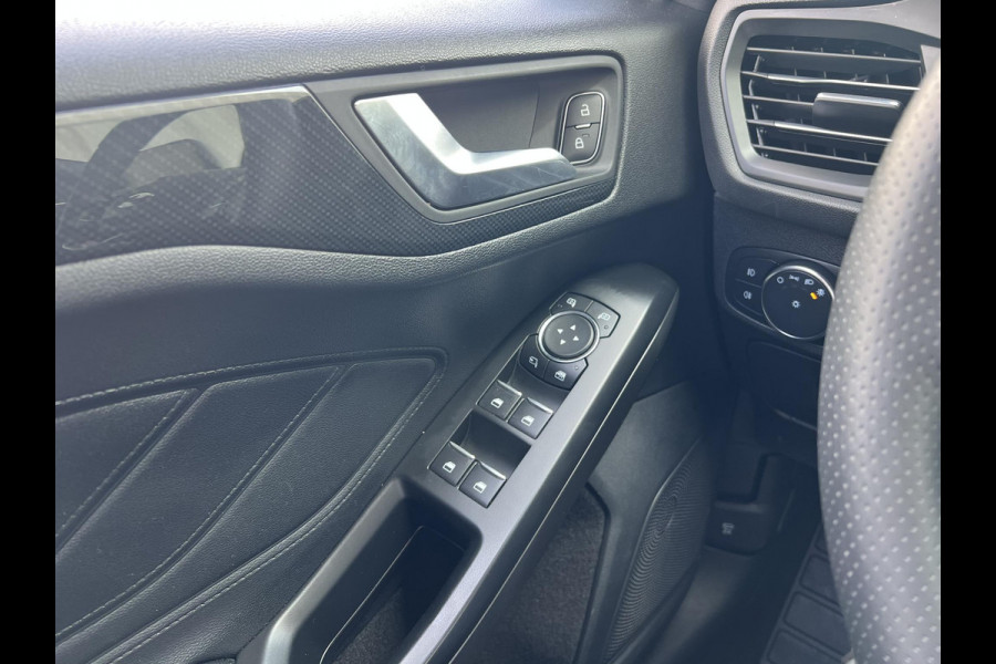 Ford FOCUS Wagon 2.3 EcoBoost ST-3 | 280PK | Adaptive cruise control | Launch control | Winter Pack | Full LED | Camera