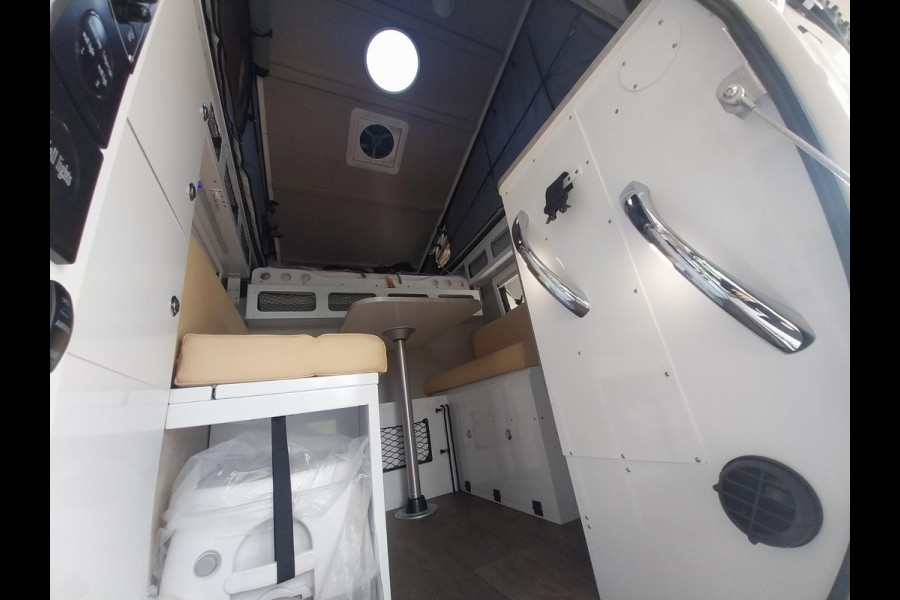Toyota Hilux Camper 2.4 D-4D Dubbele Cabine Cool Comfort (ex.BTW)