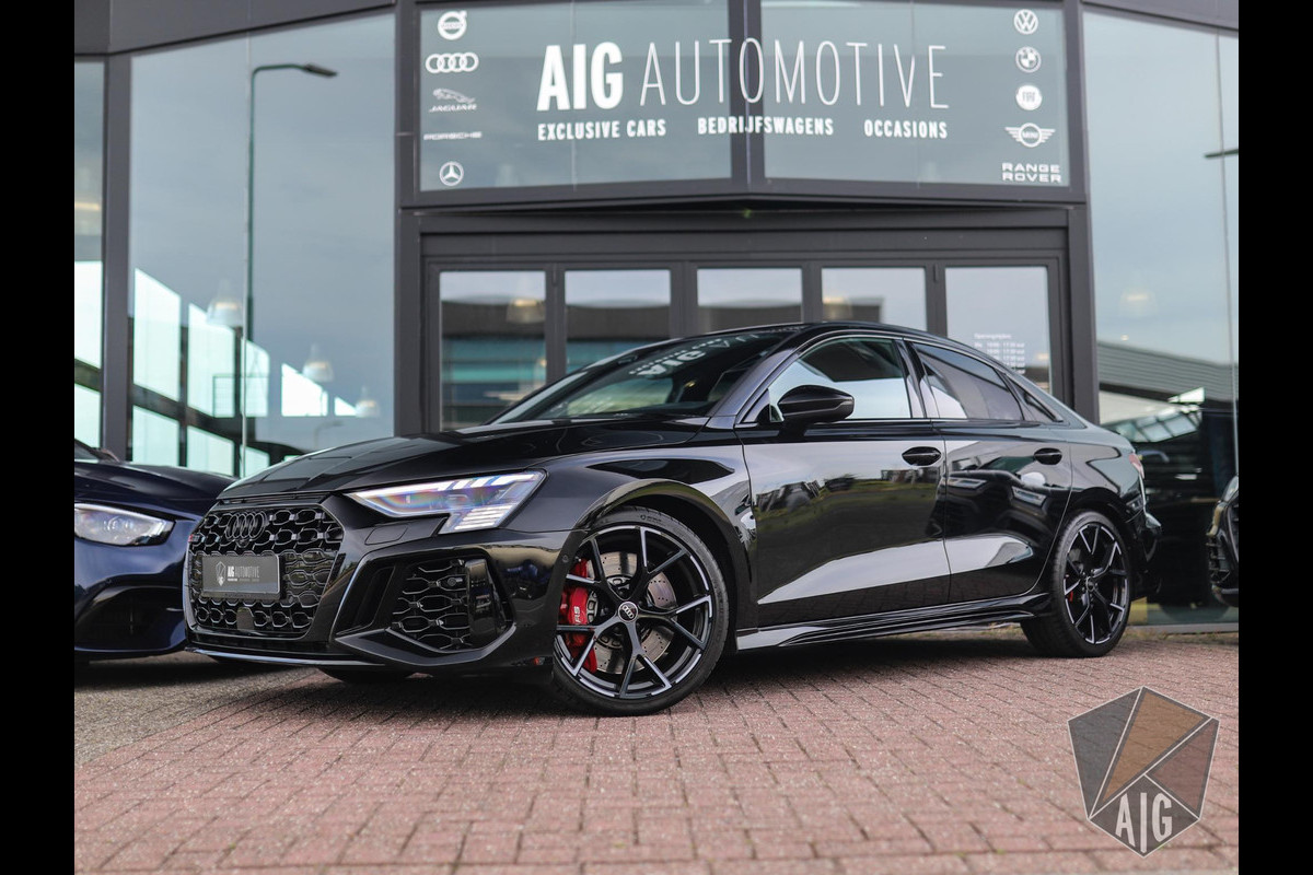 Audi A3 Limousine 2.5 TFSI RS 3 quattro | RS-Dynamic | Matrix | Keyless | B&O | Leder | Camera