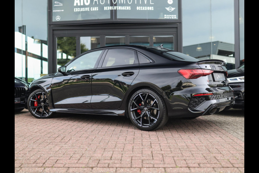 Audi A3 Limousine 2.5 TFSI RS 3 quattro | RS-Dynamic | Matrix | Keyless | B&O | Leder | Camera