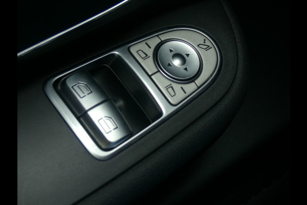 Mercedes-Benz Eqv 300 L2 90 kWh 7 Persoons Panoramadak/Leer