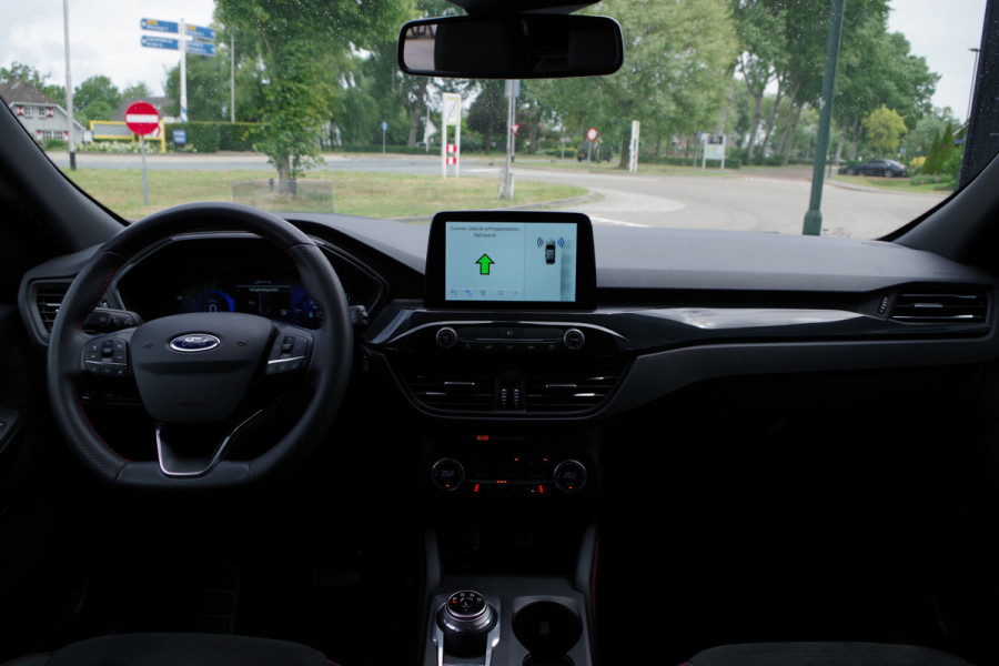 Ford Kuga 2.5 PHEV ST-Line X 225 PK, Head-Up Display, Adap. Cruise Control, Camera, Carplay