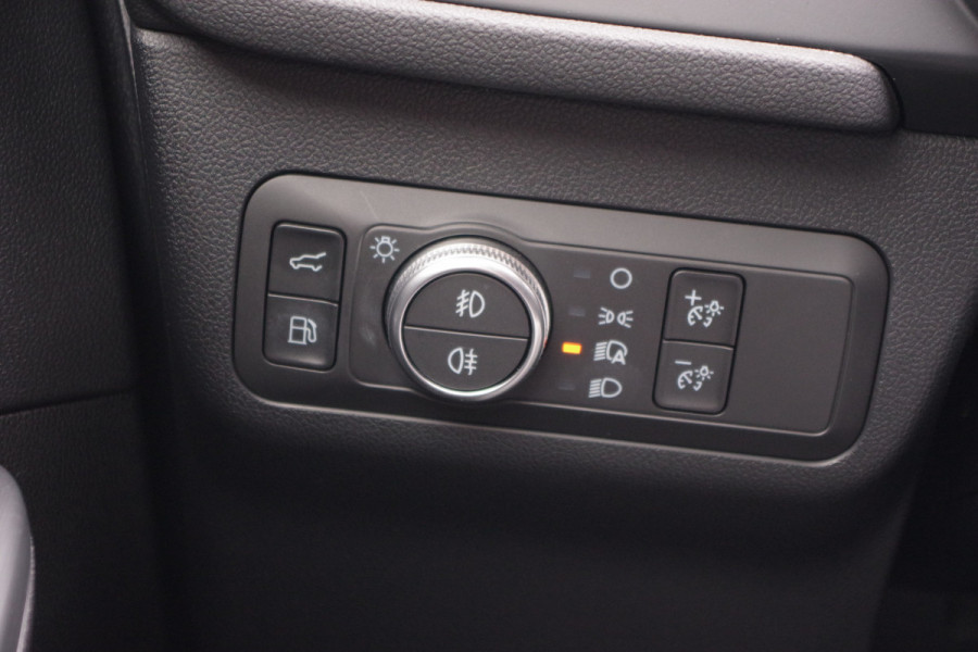 Ford Kuga 2.5 PHEV ST-Line X 225 PK, Head-Up Display, Adap. Cruise Control, Camera, Carplay