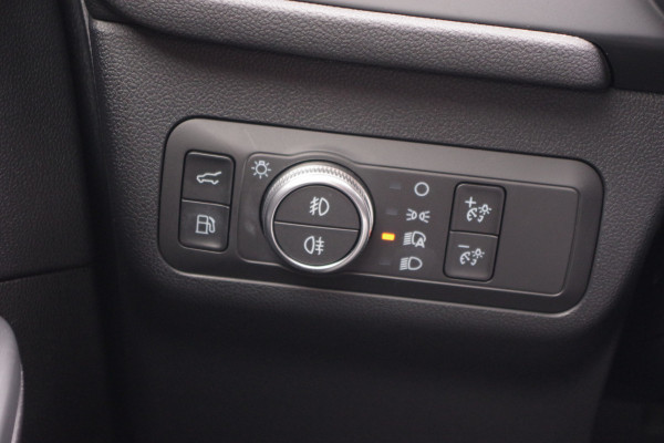 Ford Kuga 2.5 PHEV ST-Line X 225 PK, Head-Up Display, Adap. Cruise Control, Camera, Carplay