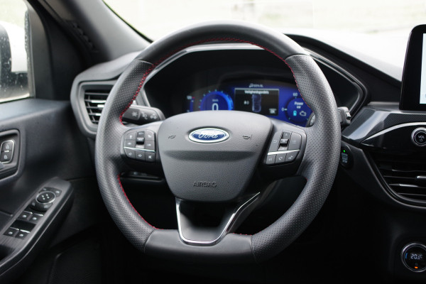 Ford Kuga 2.5 PHEV ST-Line X 225 PK, Head-Up Display, Adap. Cruise Control, Camera, Carplay