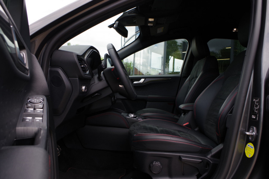 Ford Kuga 2.5 225 PK PHEV ST-Line X, Adap. Cruise Control, 19" LM, Head-Up Display, Camera, Carplay